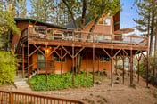 Bass Lake Lodge - Lake Views, Sleeps 16, Dogs OK