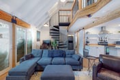 Starfall - Modern Yosemite Home, Great Deck