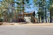 Vernal Vista - Inside Yosemite, Deck & Views
