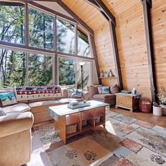 Chief Peak Cabin - Near Yosemite, Deck & Loft