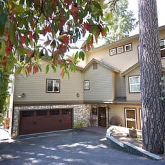 Humphreys Lakefront - Private Dock, Sleeps 24