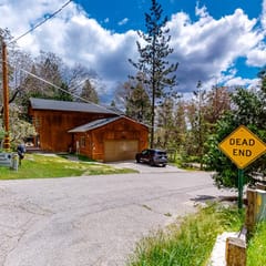 Streiff Lake House - Mountain Views & Pool Table
