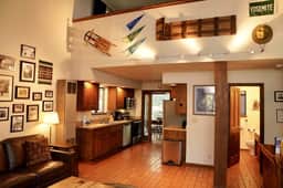 Forest Glen - Secluded Cabin Inside Yosemite - Image 2