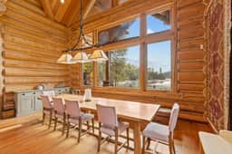 Willow Cove Log Cabin - Image 5