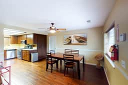 Calandri Lakeview House - Image 4
