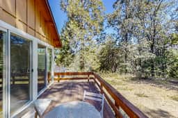 Cascadel Hideaway - Sauna, Fireplace & Dogs OK - Image 2