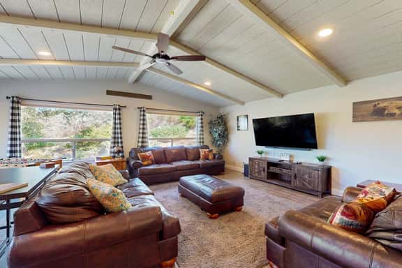Whispering Pines - Game Room, Fire Pit & Dogs OK - Image 1