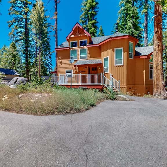 Granite Tranquility - Private Sauna & Fireplace - Image 1