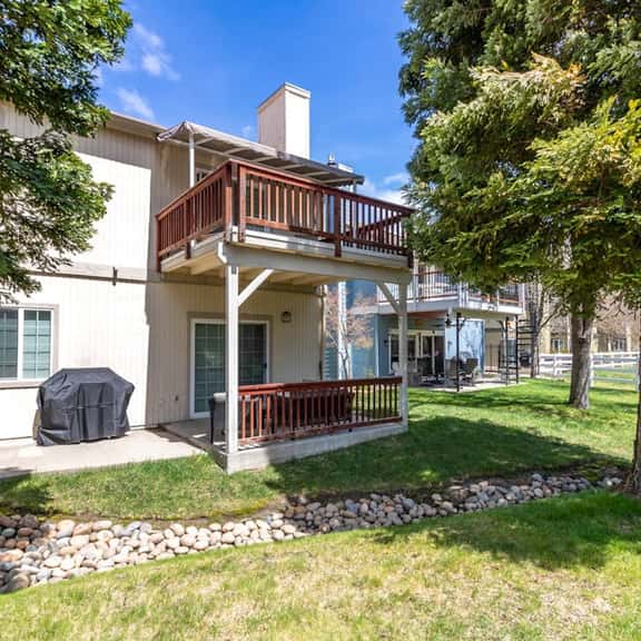 Northshore Lakeview Getaway - Image 1