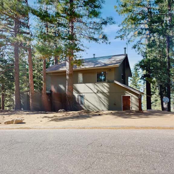 Vernal Vista - Inside Yosemite, Deck & Views - Image 1