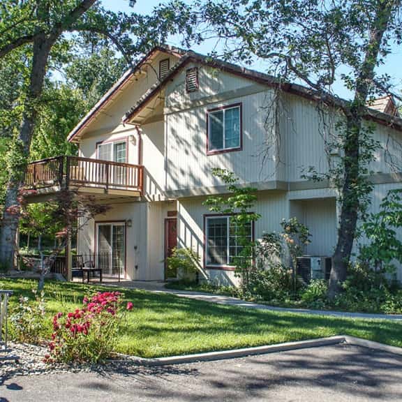 Willard Lake House - Heated Pool, Hot Tub & Views - Image 1