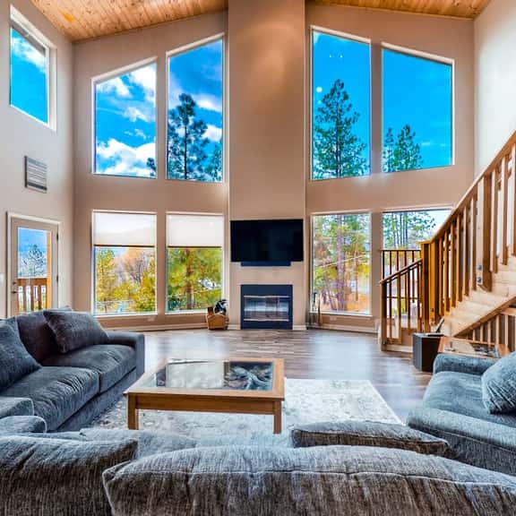 Robinson Shoreline House - Image 1
