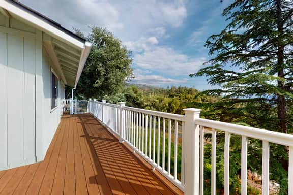 Yosemite Portal - Mountain Views, Deck & Dogs OK - Image 4