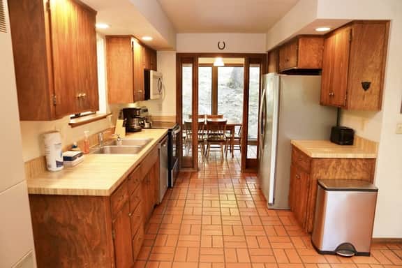 Forest Glen - Secluded Cabin Inside Yosemite - Image 3