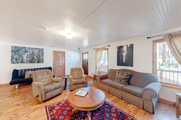 Oso Lodge Unit B - Yosemite Boundary, AC & EV - Image 4
