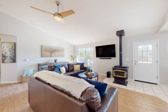 Five Oaks Circle Ranch - Image 2