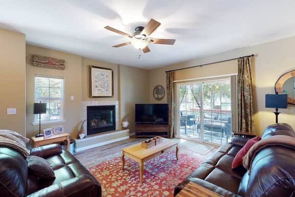 Northshore Lakeview Getaway - Image 4