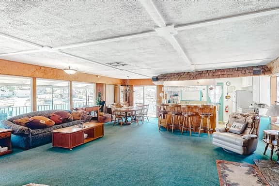 Paha Lakefront - Lakefront, Boat Dock & Deck - Image 4