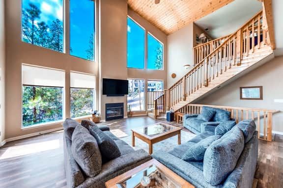 Robinson Shoreline House - Image 3